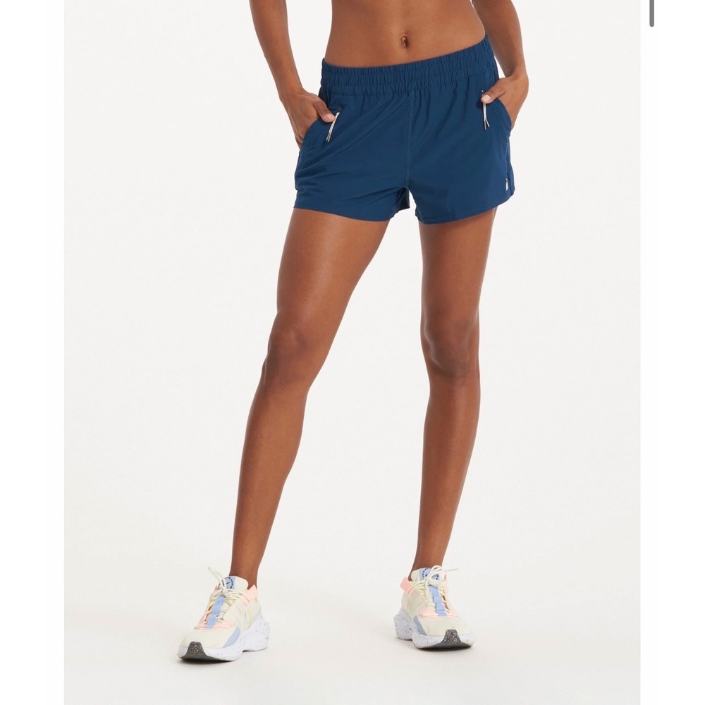 Vuori Dash Athletic Running Shorts Pockets - Blue
